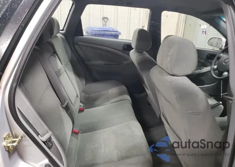 2005 Suzuki Forenza S из США, поврежденный, VIN KL5JD86ZX5K084620